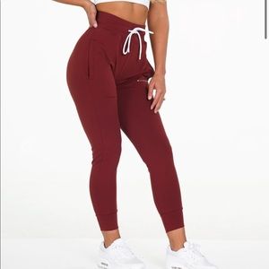 NVGTN Maroon Fitness Joggers